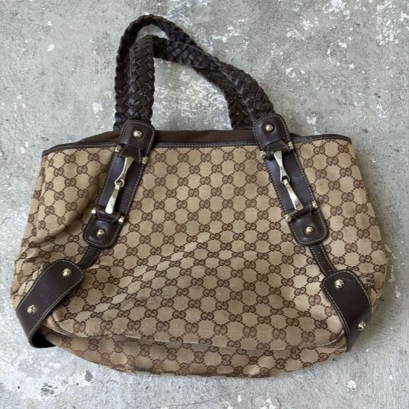 Gucci Pelham medium monogram bag - Picture 4 of 12